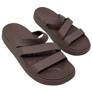 Crocs “Getaway Strappy” Truffle Brown Sandals Women’s Size 9 Beach Vacation